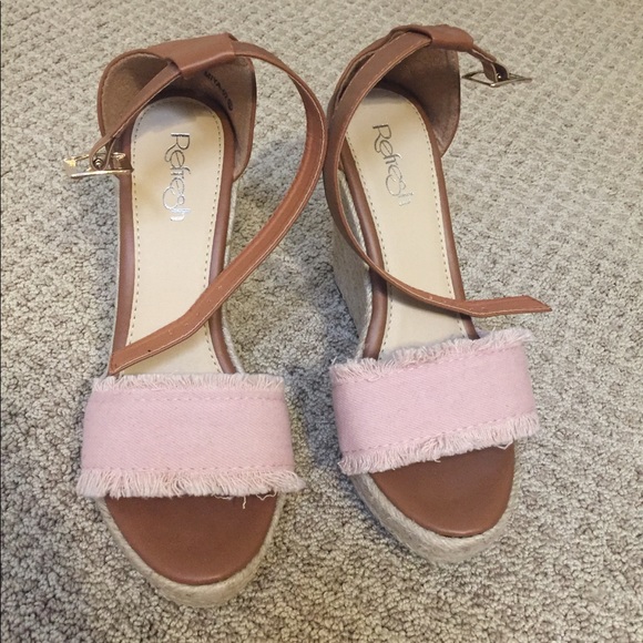 ShopHopes wedges size 8.5 - Picture 2 of 4